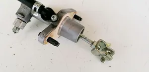 Honda CR-V Clutch master cylinder 