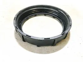 Mercedes-Benz C W203 Bague de verrouillage pour réservoir de carburant 1250759