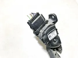 Volvo S60 Accelerator throttle pedal 31329371