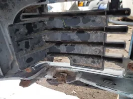 Mazda 323 F Kratka dolna zderzaka przedniego 