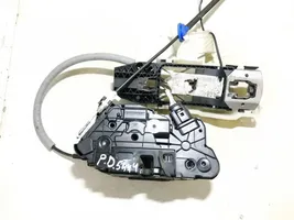 Volkswagen Scirocco Priekšpusē slēdzene 5n2837016e