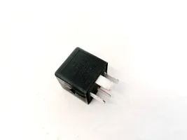 Mercedes-Benz A W169 Other relay A0025421319