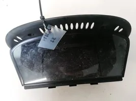 BMW 5 E60 E61 Monitor / wyświetlacz / ekran 65826945661