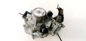 Subaru Impreza II Maître-cylindre de frein E2067R0109551