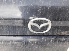 Mazda 323 F Mostrina con logo/emblema della casa automobilistica 