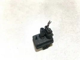 Volkswagen PASSAT B5 Exhaust gas pressure sensor 