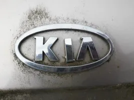 KIA Carnival Mostrina con logo/emblema della casa automobilistica 