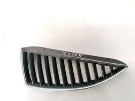 Mitsubishi Lancer Grille de calandre avant 