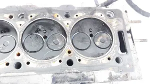 Citroen Xsara Picasso Culasse moteur 9633750210