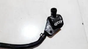 Opel Astra F Tubo flessibile del liquido di raffreddamento del motore 90466781