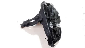 Honda Civic Engine mounting bracket 