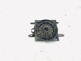 Audi A4 S4 B7 8E 8H Etuoven kaiutin 8e0035411c