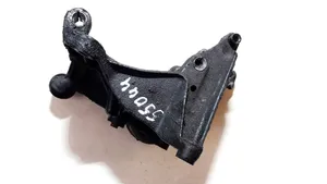 Citroen Berlingo Engine mounting bracket 