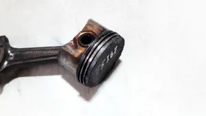 Fiat Punto (176) Piston avec bielle 