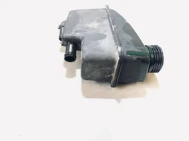 Volvo V70 Serbatoio/vaschetta del liquido del servosterzo 30645621