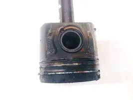 Volkswagen Caddy Piston with connecting rod 