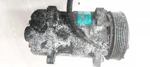 Peugeot 206 Ilmastointilaitteen kompressorin pumppu (A/C) 8951211160