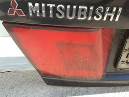 Mitsubishi Carisma Takaluukun takavalot 