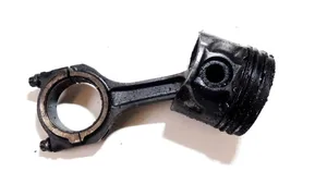 Ford Focus Piston with connecting rod 