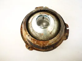 Isuzu Trooper Lampa przednia e620007