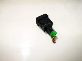 Honda FR-V Connecteur/prise USB m34736