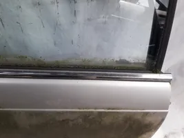 Mazda 626 Verkleidung Türfenster Türscheibe hinten 