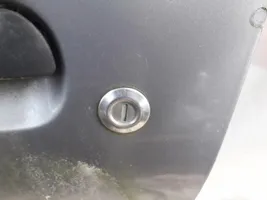 Mazda 121 Wkładka zamka drzwi przednich 