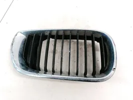 BMW 3 E46 Atrapa chłodnicy / Grill 51137030550