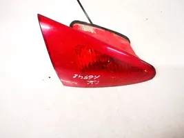 Alfa Romeo 147 Lampy tylnej klapy bagażnika 46747825