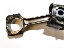 Peugeot 607 Piston avec bielle 