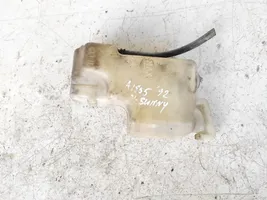 Nissan Sunny Coolant expansion tank/reservoir 