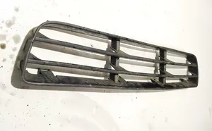 Volkswagen Bora Grille inférieure de pare-chocs avant 1J5853677B