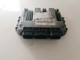 Renault Megane II Sterownik / Moduł ECU 0281011275