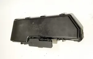 Volvo V70 Fuse box cover 9494211