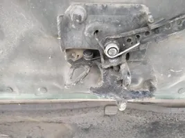 Audi A4 S4 B6 8E 8H Poignée, déverrouillage du capot moteur 