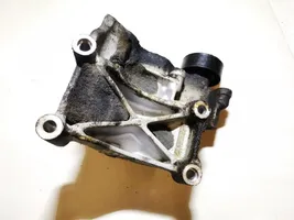 Hyundai Elantra Engine mounting bracket 