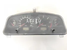 Toyota Avensis T220 Speedometer (instrument cluster) 8380005310