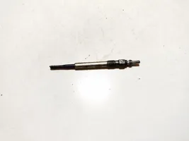 Volkswagen PASSAT B5 Glow plug 0100226338