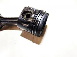 Audi A4 S4 B5 8D Pistone con biella 028H