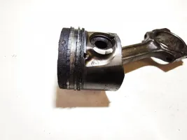 Peugeot 607 Piston avec bielle 