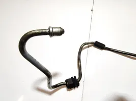 BMW 1 E81 E87 Tuyau d'alimentation conduite de carburant 