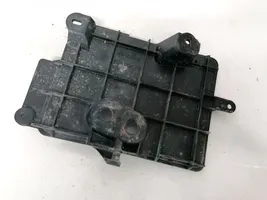 Mazda 323 Couvercle de boîtier de batterie b26e5604x