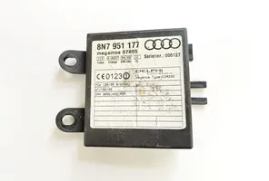 Audi TT Mk1 Muut ohjainlaitteet/moduulit 8N7951177