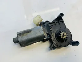 Mercedes-Benz E W210 Moteur de lève-vitre de porte avant 0130821708