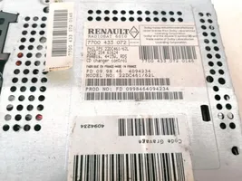 Renault Scenic I Radio/CD/DVD/GPS-pääyksikkö 7700433072