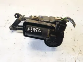 Volkswagen Fox Front wiper linkage and motor f006b20070