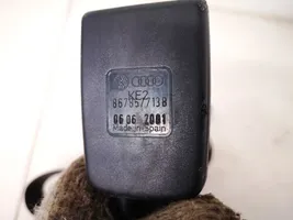 Seat Cordoba (6K) Klamra środkowego pasa bezpieczeństwa fotela tylnego 867857713b