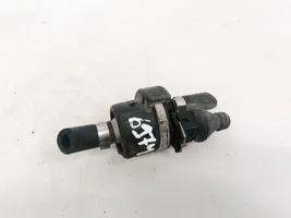 Volkswagen PASSAT B5 Valve vacuum 058133459