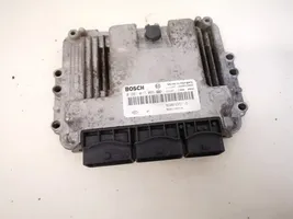 Opel Vivaro Sterownik / Moduł ECU 8200935115