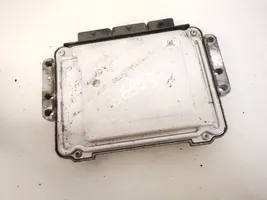 Opel Vivaro Sterownik / Moduł ECU 8200935115